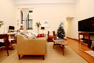 37 West 76th Street, #1R