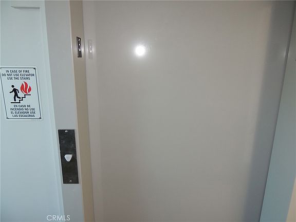 2nd image of 22735 Del Valle St #5