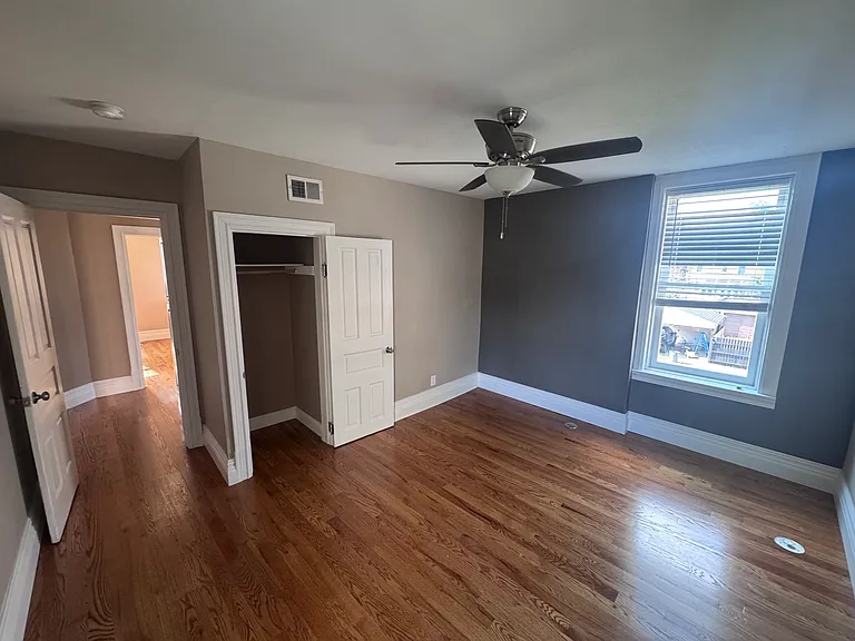 5083 Waterman Blvd — Photo 9
