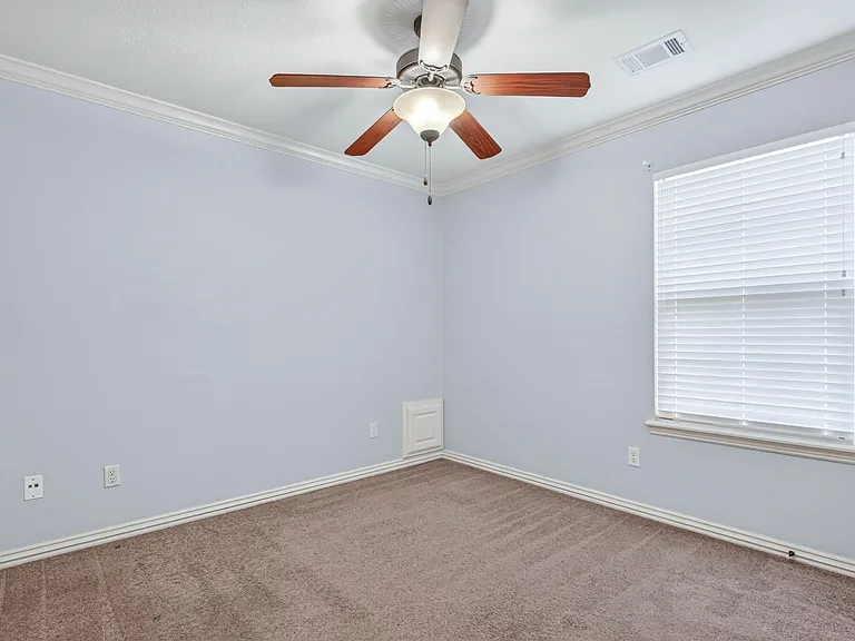 2701 Dyllan Ct — Photo 27