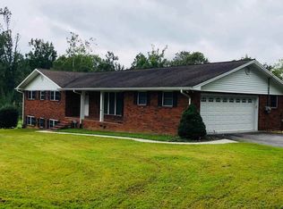 1135 Robin Hood Dr NW, Cleveland, TN 37312