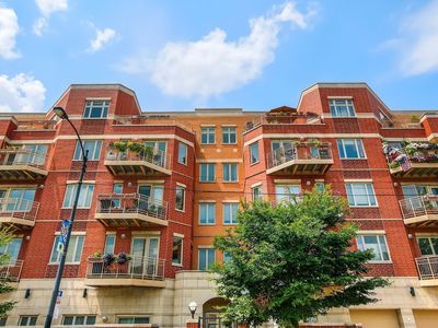 4950 N Western Ave #PENTHOUSE 2, Chicago, IL, 60625