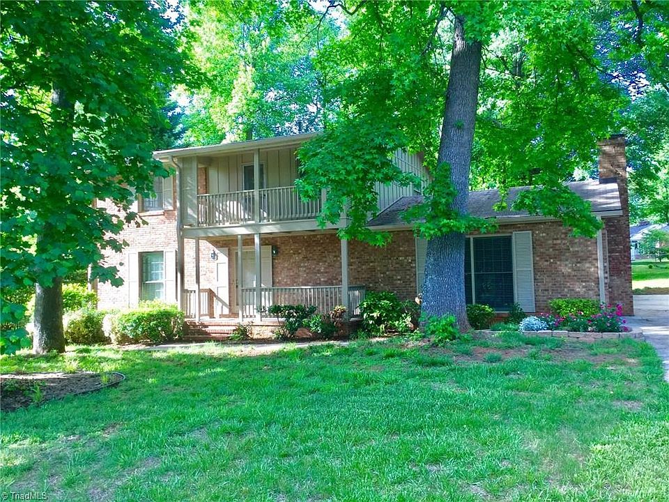 1st image of 3016 W Cornwallis Dr