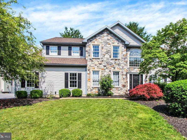 181 Green Valley Rd, Sinking Spring, PA 19608