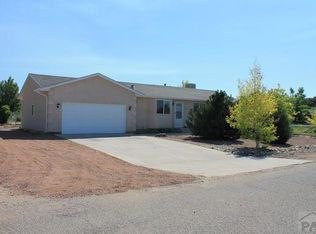 215 W Acorn Dr, Pueblo West, CO 81007