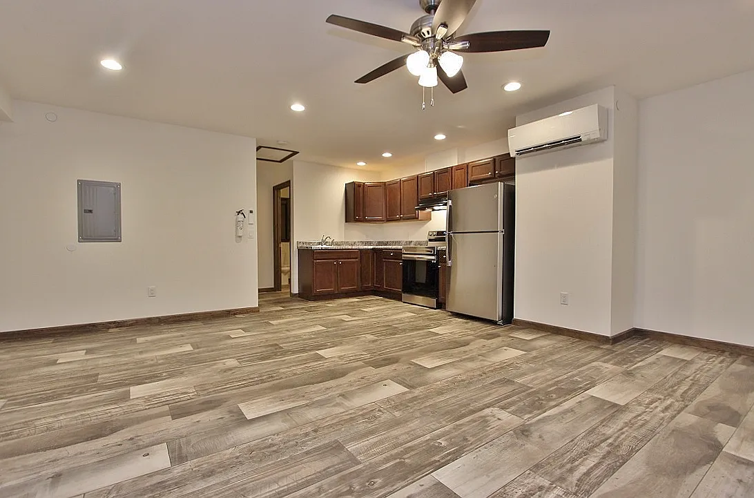 1 bed, $1,600 — Photo 1