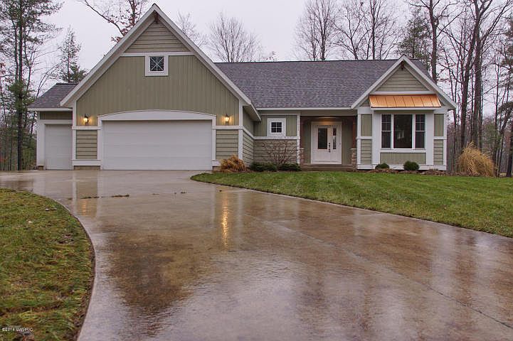 1st image of 3924 Hadrians Way #8