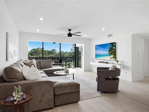 1520 Imperial Golf Course BLVD #236, NAPLES, FL 34110