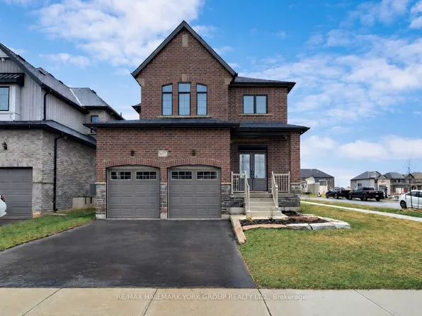 3001 Sierra Dr, Orillia, ON L3V 8L9