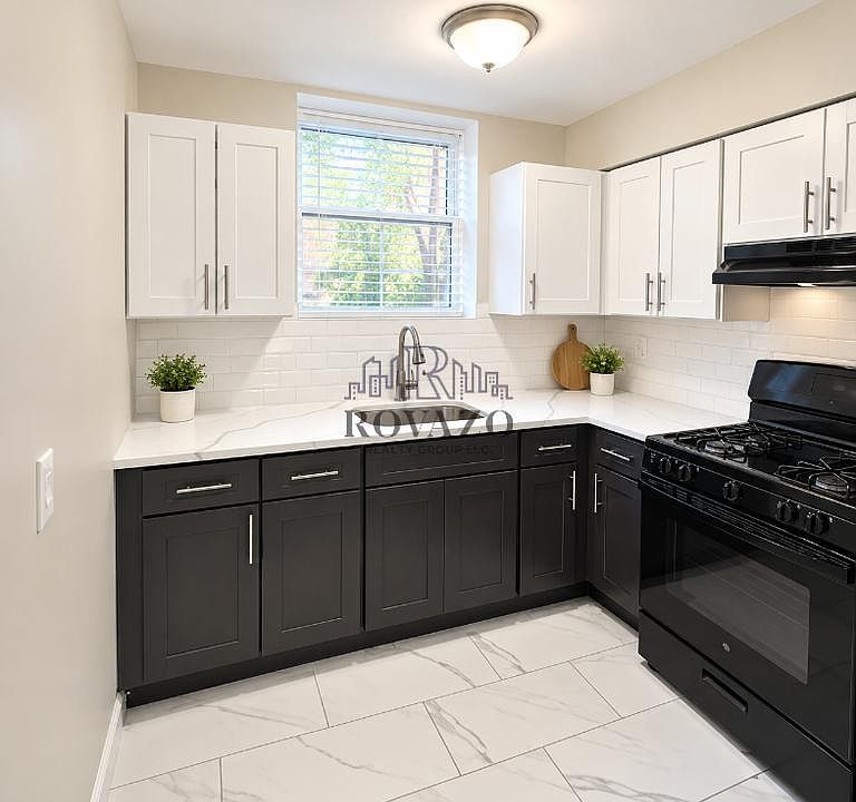 1st image of 48 Carteret St APT 9