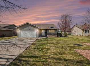 8092 Jody Ave S, Cottage Grove, MN 55016
