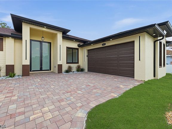 2nd image of 2809 7th St SW