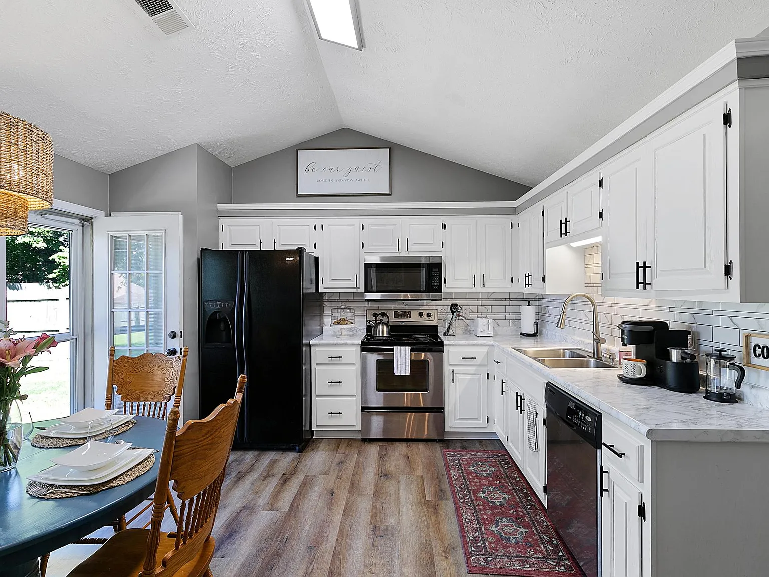 23 McLean Cv — Photo 2