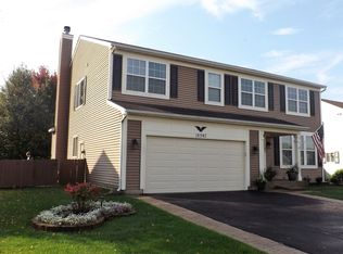 10397 Scott Dr, Huntley, IL 60142