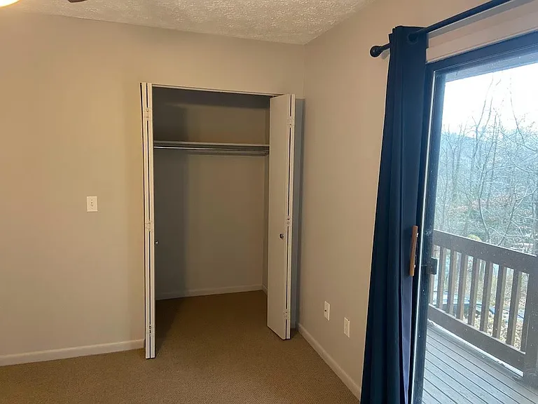 304 Buck Cove Ter — Photo 11