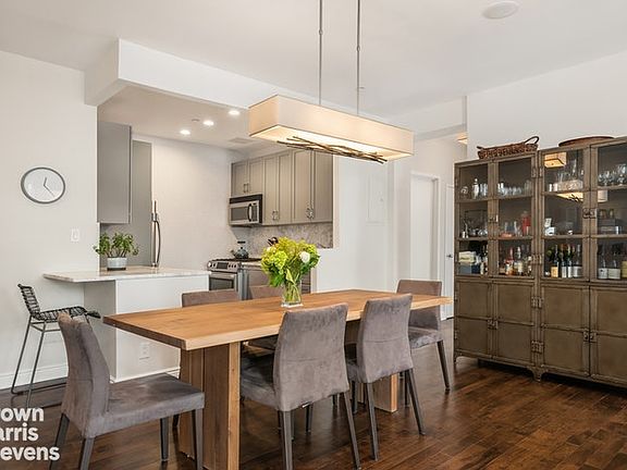 2nd image of 60 Tiffany Pl APT 2C