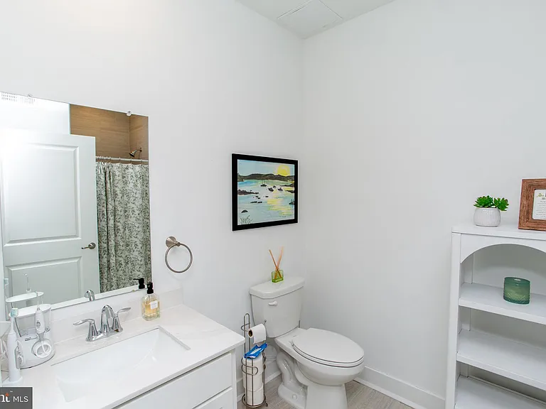 233 Lewis Fisher Dr #ST — Photo 18