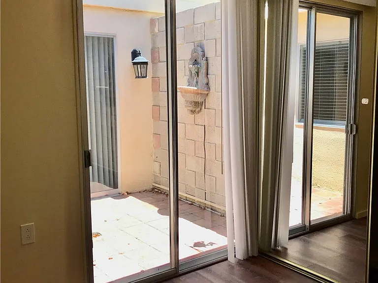 21 Avenida Castilla #D — Photo 16