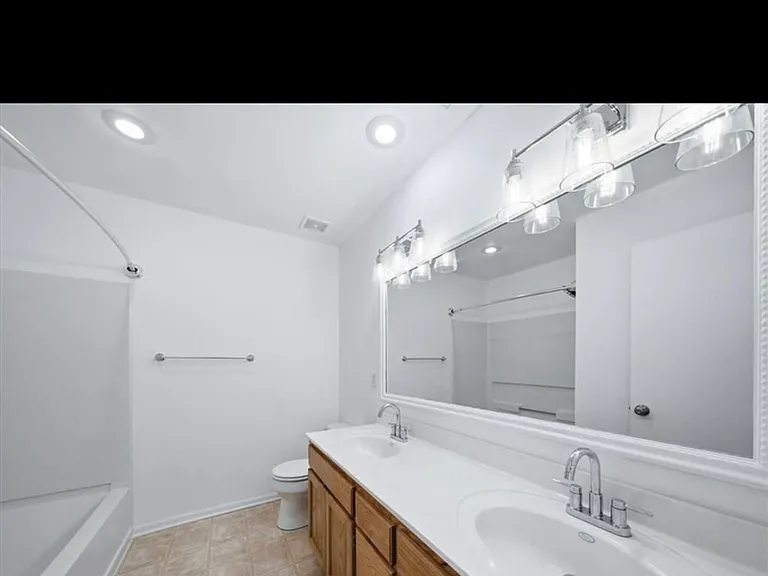 1201 N Martway Dr #107 — Photo 17