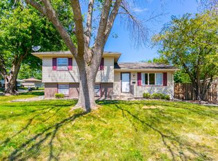 402 SE Peterson Dr, Ankeny, IA 50021