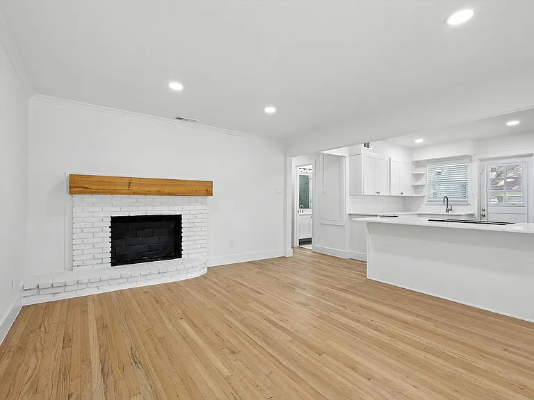 6519 Ravendale Ln #6519 — Photo 11