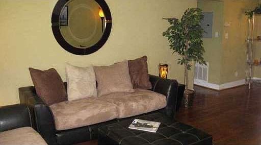 3rd image of 1990 Wellbourne Dr NE APT 8