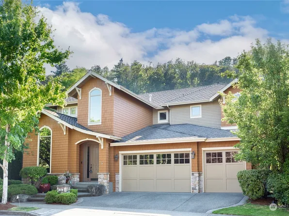 585 Saddleback Loop Way NW, Issaquah, WA 98027