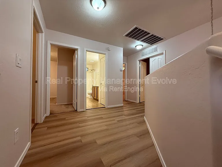 9854 E Escondido Ave — Photo 13