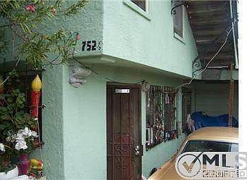 3rd image of 752 N La Fayette Park Pl