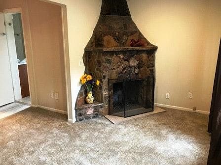 3rd image of 21540 Summit Trl