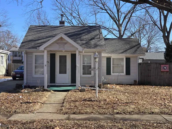 1215 Lincoln Ave, Beloit, WI 53511