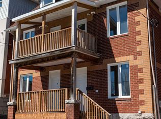261 Somerset St E #1, Ottawa, ON K1N 6V5