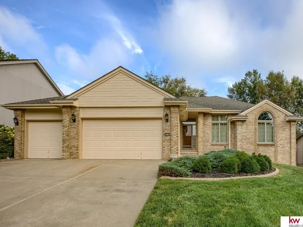 10216 Polk St, Omaha, NE 68127