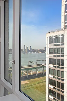 Rented by BLU Real Estate | media 39