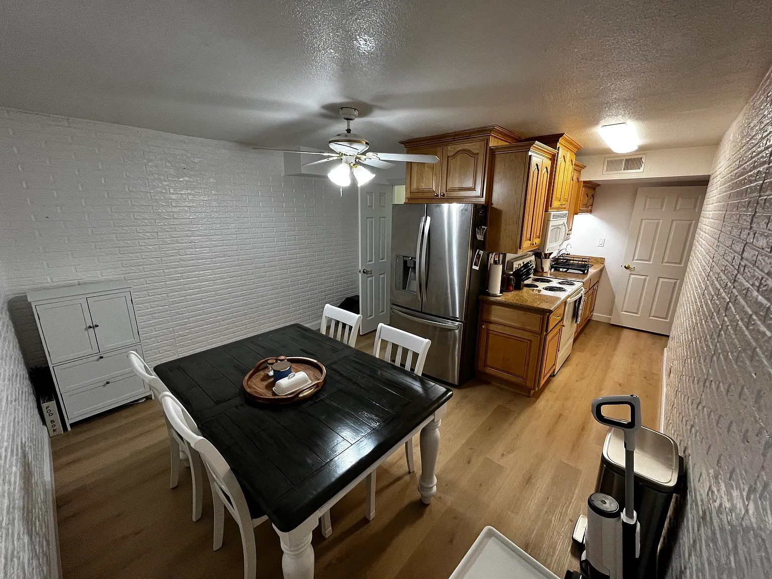 2 bed, 1200 sqft, $1,395 — Photo 4