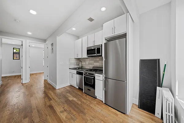 Rented by Vector New York, LLC | media 4