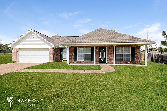 1st image of 102 Red Oak Cv