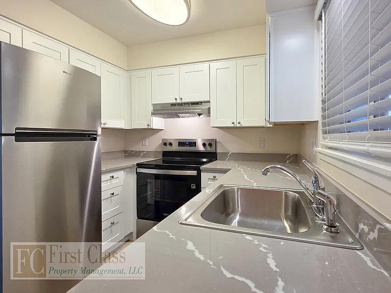 Westview Terrace — Photo 57