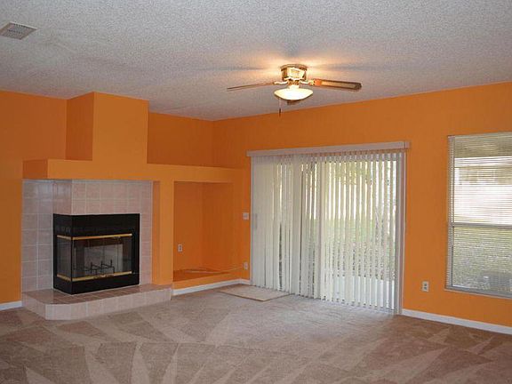 4th image of 8971 Bensalem Dr