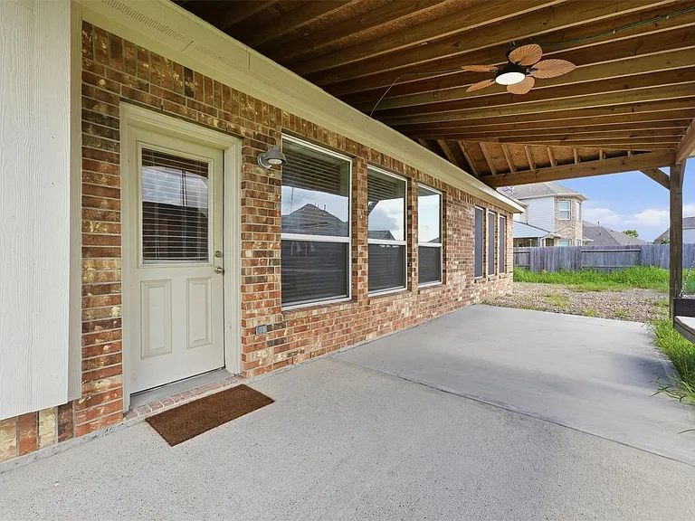 9518 Franklin Dr — Photo 24