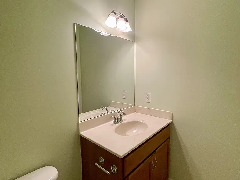 616 Capstone Dr #1 — Photo 32