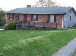 1135 Kingston Rd, Wirtz, VA 24184