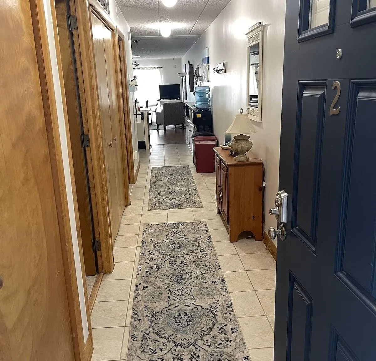 2 bed, 2.0 bath, 1242 sqft, $1,800 — Photo 3