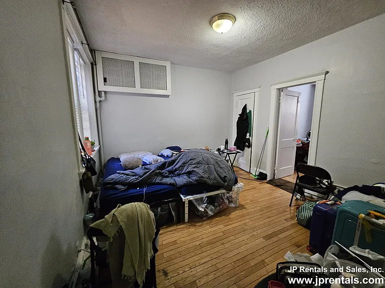 238 S Huntington Ave #2 — Photo 6