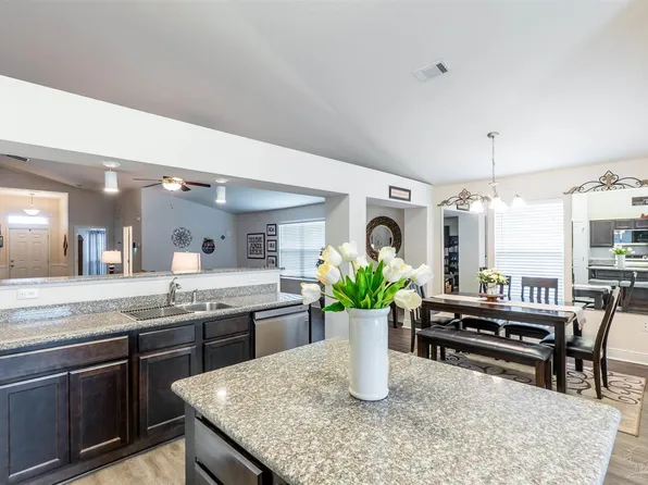 257 Millet Cir, Cantonment, FL 32533