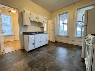 1227 N Milwaukee St APT 2, Milwaukee, WI 53202