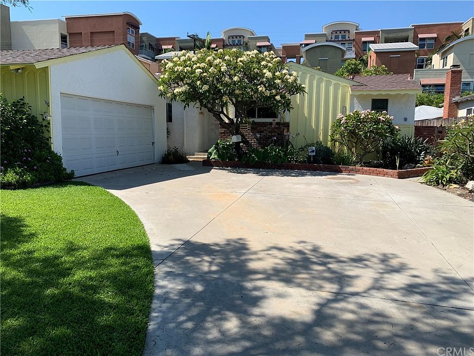 2nd image of 12671 Falcon Ln