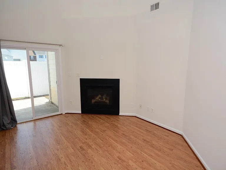 5062 Glen Canyon Dr — Photo 5