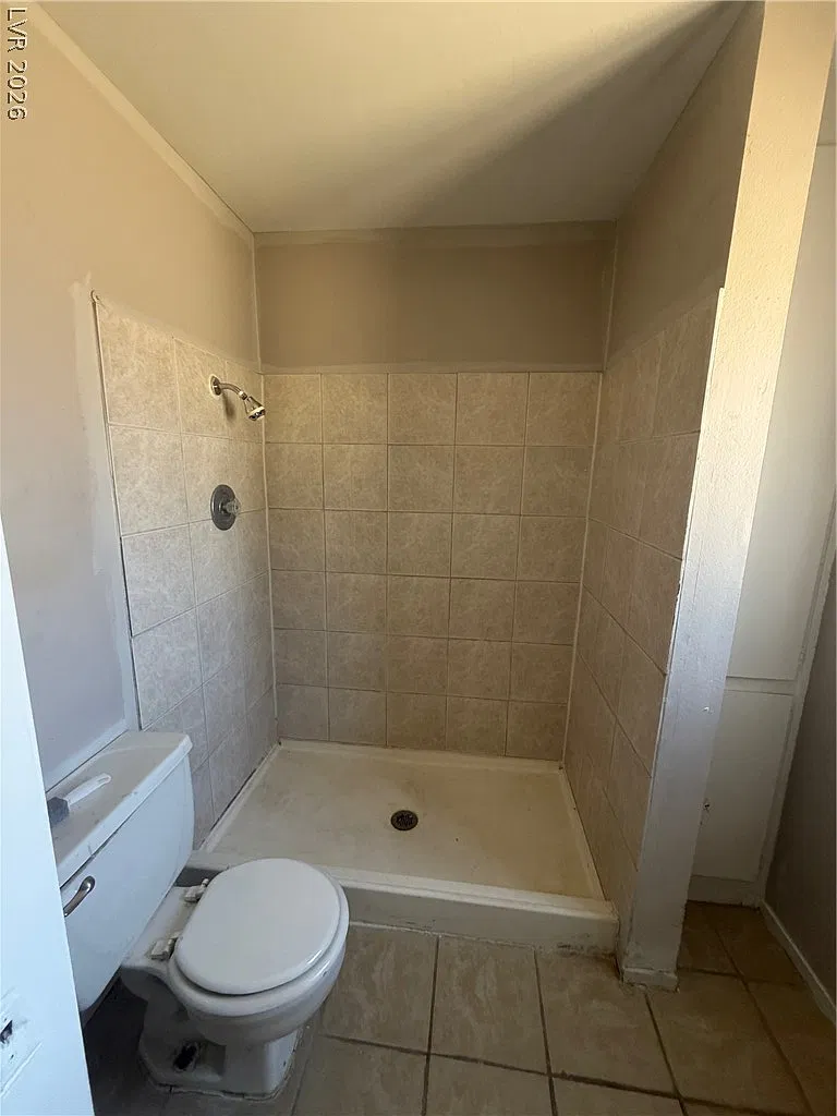 3 bed, 2.0 bath, 1055 sqft, $1,700 — Photo 3