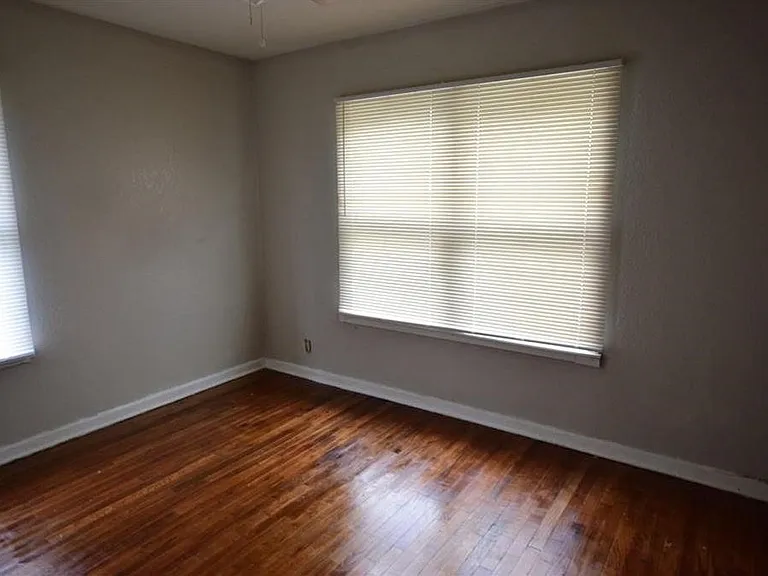 1606 Sycamore Pl — Photo 5